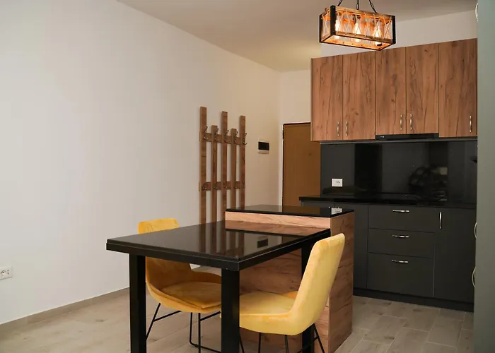 Seaview Apartments